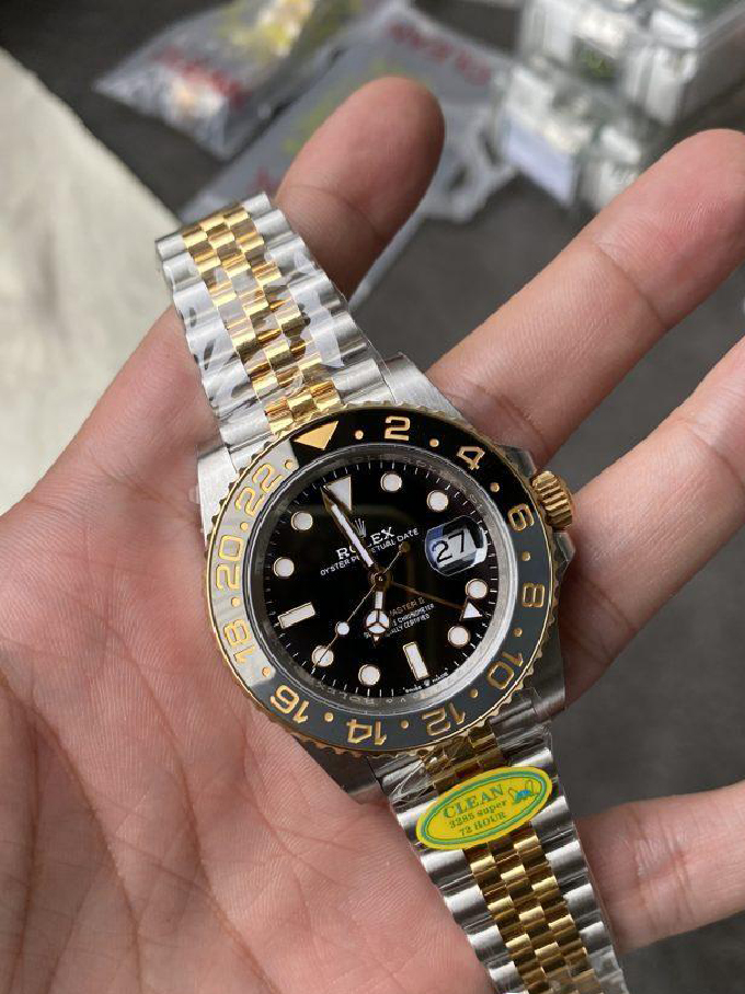 Clean Factory GMT Master II 126713GRNR Oystersteel and Yellow Gold Black and Grey Bezel Black Dial Jubilee Bracelet DD3285 Movement 04 Clean Factory GMT Master II 126713GRNR Oystersteel and Yellow Gold Black and Grey Bezel Black Dial Jubilee Bracelet DD3285 Movement 04
