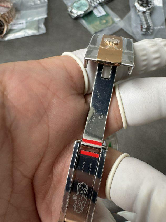 Clean Factory DateJust 41mm 126333 Champagne Dial with Diamond Markers Two Tone Bracelet VR3235 08 Clean Factory DateJust 41mm 126333 Champagne Dial with Diamond Markers Two Tone Bracelet VR3235 08