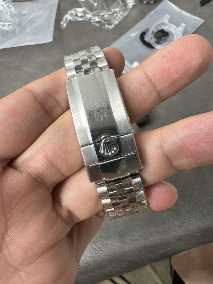 Clean Factory Watches GMT Master II 126719 BLRO Blue Red Ceramic Bezel Meteorite Dial Deep Sapphire Crystal DD3285 10 Clean Factory Watches GMT Master II 126719 BLRO Blue Red Ceramic Bezel Meteorite Dial Deep Sapphire Crystal DD3285 10