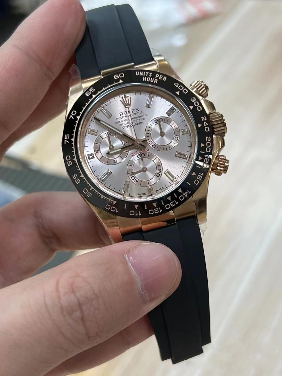Clean Factory Daytona 116515 Role Gold Case Black Ceramic Bezel Sundust Set with Diamonds Dial Oystelflex Strap DD4130 Movement 02 Clean Factory Daytona 116515 Role Gold Case Black Ceramic Bezel Sundust Set with Diamonds Dial Oystelflex Strap DD4130 Movement 02