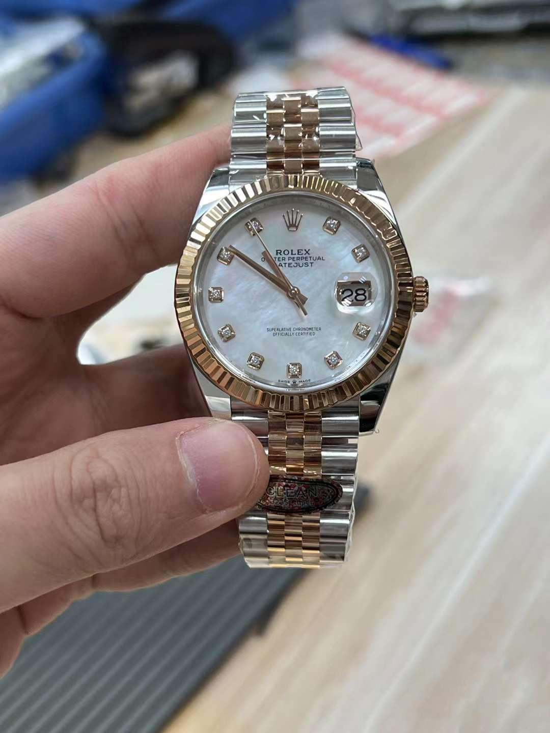 Clean Factory Datejust 126331 MOP Dial with Diamonds Markers Rose Gold Middle Link Jubilee Bracelet 3235 Movement Clean Factory Datejust 126331 MOP Dial with Diamonds Markers Rose Gold Middle Link Jubilee Bracelet 3235 Movement