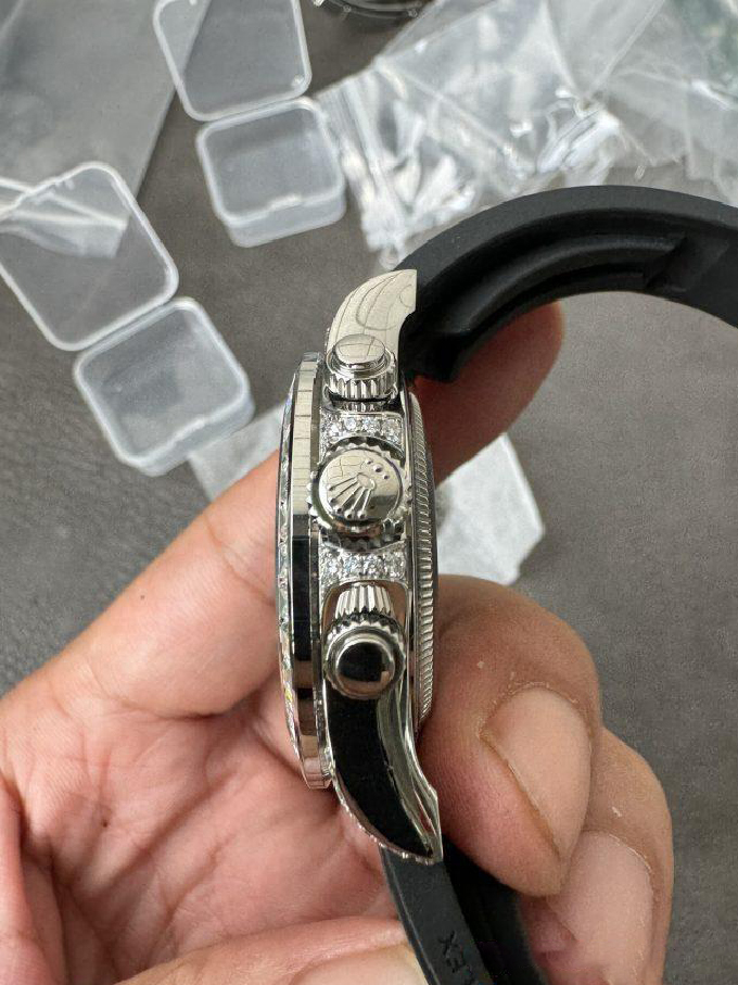 Clean Factory Rolex Daytona 126539TBR Diamonds Bezel Silver Dial with Diamonds Markers ShangHai 4131 Caliber 08 Clean Factory Rolex Daytona 126539TBR Diamonds Bezel Silver Dial with Diamonds Markers ShangHai 4131 Caliber 08