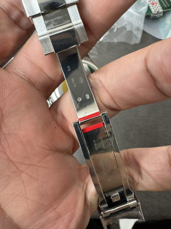 Clean Factory Rolex Daytona 126539TBR Diamonds Bezel Silver Dial with Diamonds Markers ShangHai 4131 Caliber 12 Clean Factory Rolex Daytona 126539TBR Diamonds Bezel Silver Dial with Diamonds Markers ShangHai 4131 Caliber 12