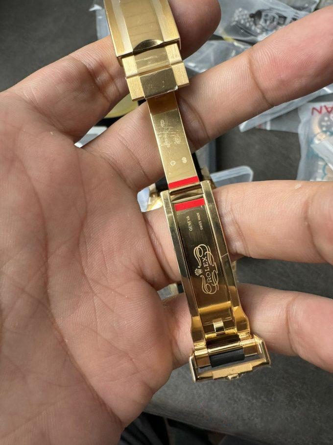 Clean Factory Rolex Daytona Eye Of The Tiger 116588TBR Wrapped 18K Yellow Gold Diamonds Dial Bezel DD4130 Movement 08 Clean Factory Rolex Daytona Eye Of The Tiger 116588TBR Wrapped 18K Yellow Gold Diamonds Dial Bezel DD4130 Movement 08