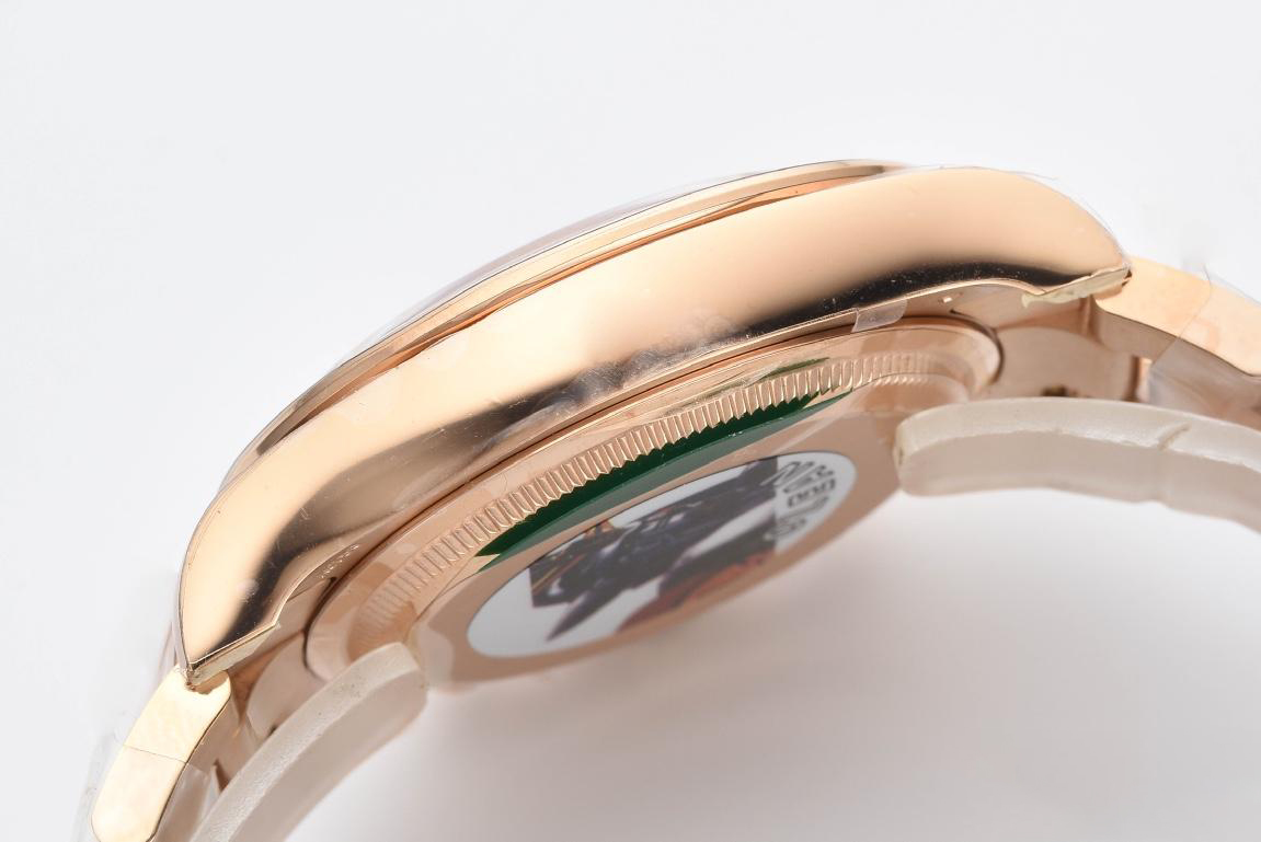 Clean Factory Daytona 126505 Rose Gold Case Bracelet Bright Black and Sundust Set with Diamonds Dial SH4131 Movement 07 Clean Factory Daytona 126505 Rose Gold Case Bracelet Bright Black and Sundust Set with Diamonds Dial SH4131 Movement 07