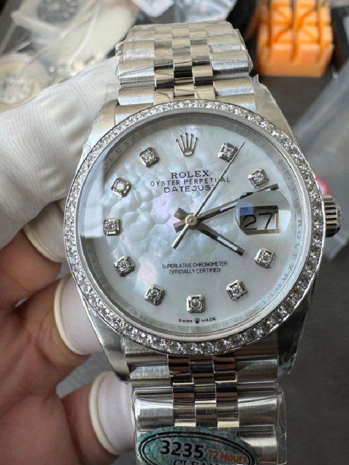 Clean Factory Datejust 36mm M126284RBR 0011 MOP Dial with Diamond Hour Markers Diamonds set Bezel 3235 Movement Jubilee Bracelet 00 Clean Factory Datejust 36mm M126284RBR 0011 MOP Dial with Diamond Hour Markers Diamonds set Bezel 3235 Movement Jubilee Bracelet 00