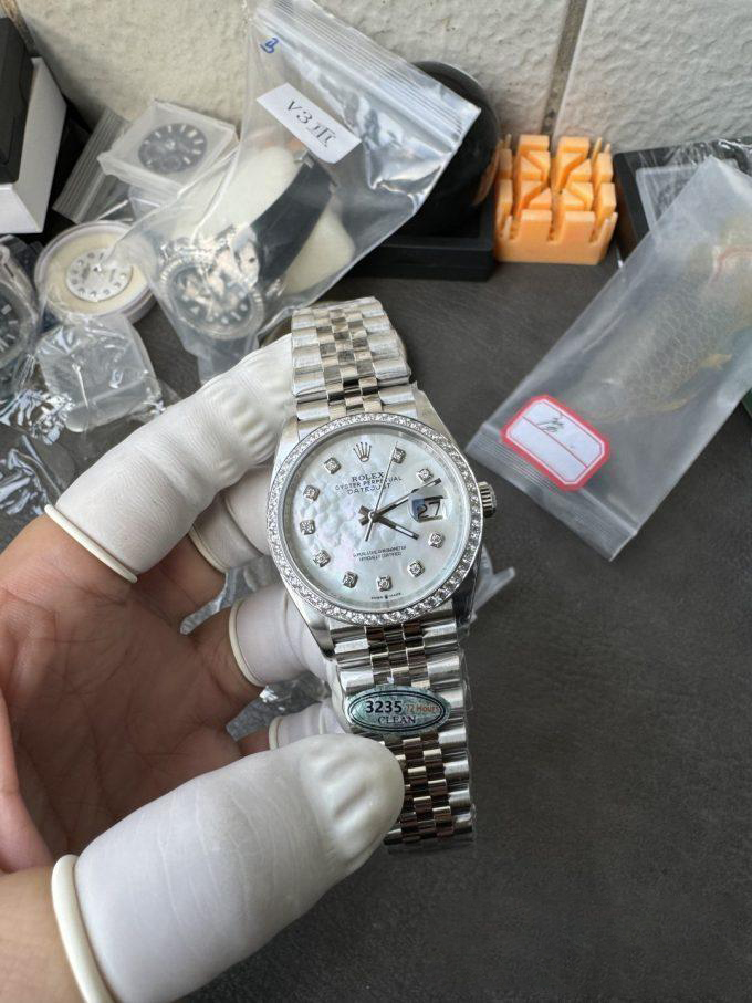 Clean Factory Datejust 36mm M126284RBR 0011 MOP Dial with Diamond Hour Markers Diamonds set Bezel 3235 Movement Jubilee Bracelet 01 Clean Factory Datejust 36mm M126284RBR 0011 MOP Dial with Diamond Hour Markers Diamonds set Bezel 3235 Movement Jubilee Bracelet 01