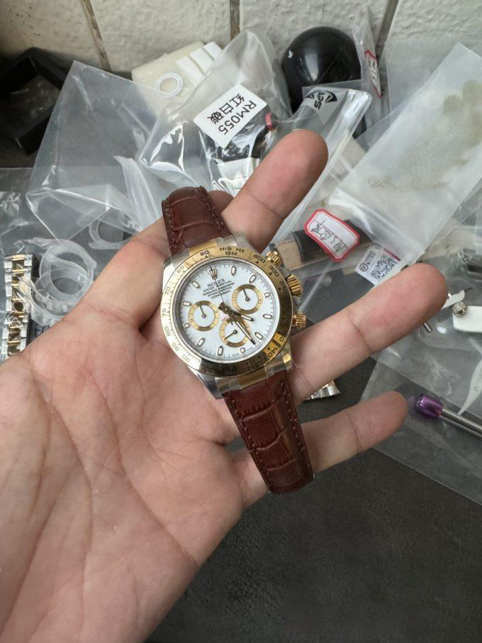 Clean Factory Watch Daytoan 116503 White Dial Yellow Gold Bezel 904L Steel Case Alligator Strap DD4130 Movement 01 Clean Factory Watch Daytoan 116503 White Dial Yellow Gold Bezel 904L Steel Case Alligator Strap DD4130 Movement 01