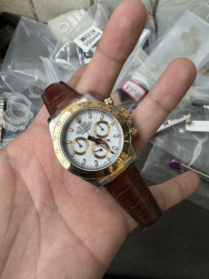 Clean Factory Watch Daytoan 116503 White Dial Yellow Gold Bezel 904L Steel Case Alligator Strap DD4130 Movement 04 Clean Factory Watch Daytoan 116503 White Dial Yellow Gold Bezel 904L Steel Case Alligator Strap DD4130 Movement 04