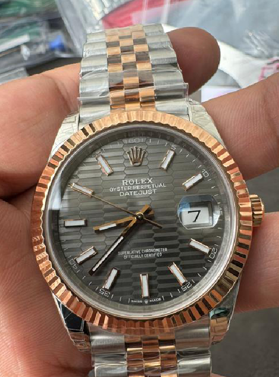 Clean Factory Watch Datejust 41 M126331 0020 Grey Fluted Motif Dial Rose Gold and Oyster Steel Bracelet SH3235 Movement 00 Clean Factory Watch Datejust 41 M126331 0020 Grey Fluted Motif Dial Rose Gold and Oyster Steel Bracelet SH3235 Movement 00