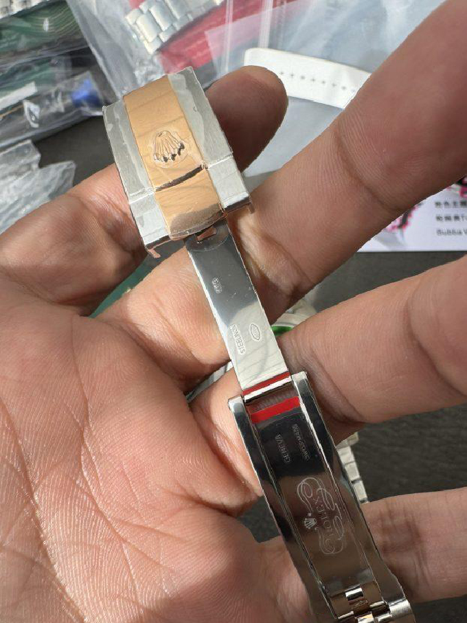 Clean Factory Watch Datejust 41 M126331 0020 Grey Fluted Motif Dial Rose Gold and Oyster Steel Bracelet SH3235 Movement 09 Clean Factory Watch Datejust 41 M126331 0020 Grey Fluted Motif Dial Rose Gold and Oyster Steel Bracelet SH3235 Movement 09