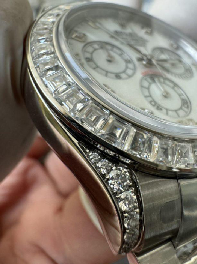 Premium Customized Daytona 116589 MOP Dial Diamonds Hour Markers Diamonds Case and Bezel Based on Clean Factory DD4130 Movement 09 Premium Customized Daytona 116589 MOP Dial Diamonds Hour Markers Diamonds Case and Bezel Based on Clean Factory DD4130 Movement 09